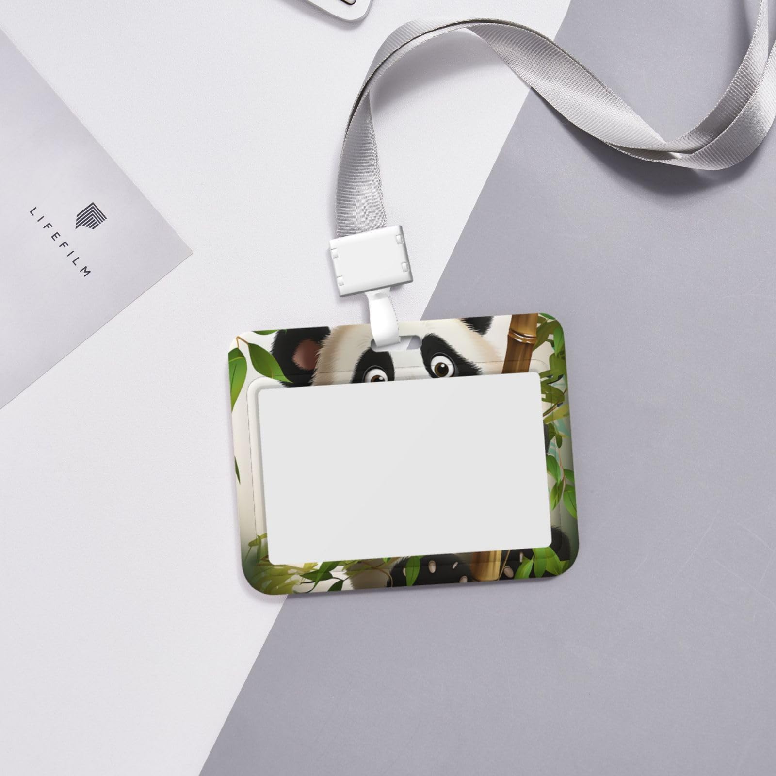 Jia Hu 2 Stks Cartoon Kleur ID Kaarthouder Naam Badge Houders met Neck Strap voor School Office Bus Pass Willekeurig