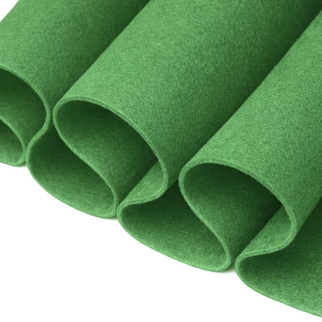 FabricLA Filzstoff Grün Filzstoff Grün 182 cm breit 1,6 mm dick, vorgeschnitten 9,4 m pro Stück