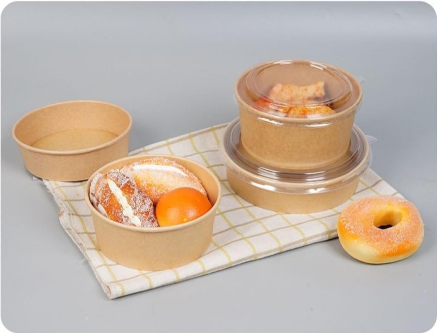 100個使い捨て弁当箱ペーパーボウル クラフト紙ボウル包装箱食品グレード環境にやさしい分解性ラウンド蓋付き電子レンジ対応クラフト紙の