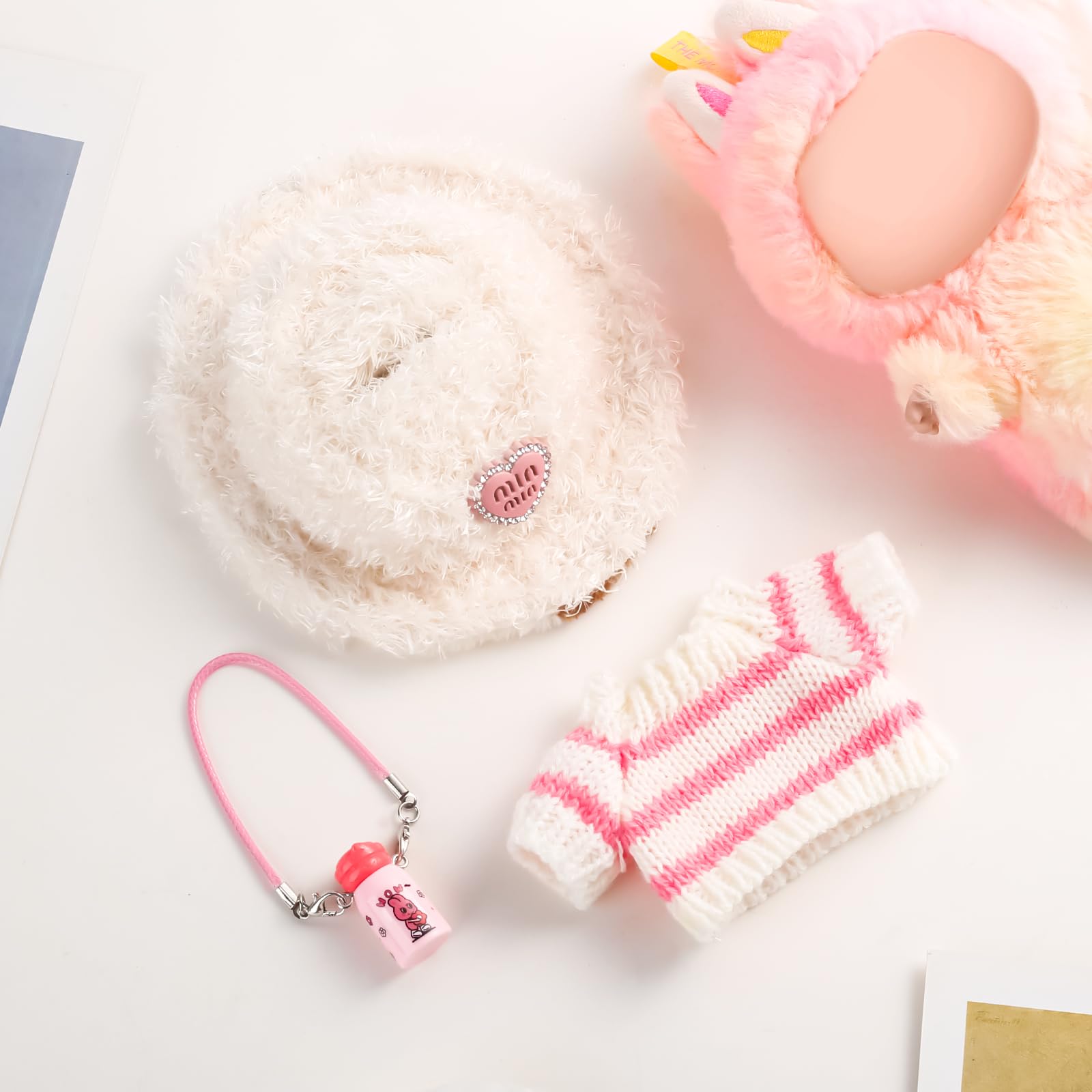 Chritice 3 Stück Puppenkleidungs Set für Puppe,Kompatibel mit Labubu,Rosa Pullover,Hut & Wasserflasche,Vinyl Plüschtier Rosa Outfit Accessoires Puppenzubehör für Puppen - 3