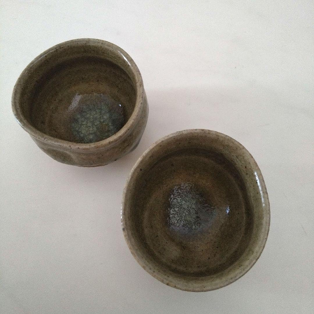 不識庵 井上素三　常滑焼 朱泥 ぐい呑み　カエル　鯛　お猪口　二個セット ぐい呑み お猪口 2セット 常滑焼 不識庵 井上素三 常滑焼 朱