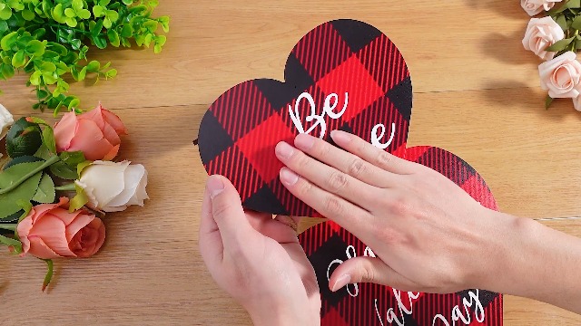 Amazon.com: Menkxi Happy Valentines Day Love Be Mine Door Sign