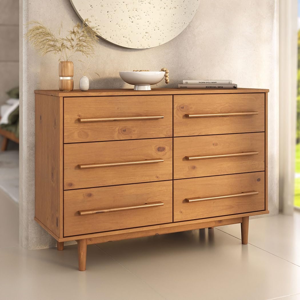 IDIMEX Commode TECCA L 111 cm avec 6 Tiroirs en Bois Massif Coloris Chêne, Meuble de Rangement pour Vêtements Design Scandinave Naturel, Tiroirs Spacieux, Poignées Noires Style Moderne Robuste