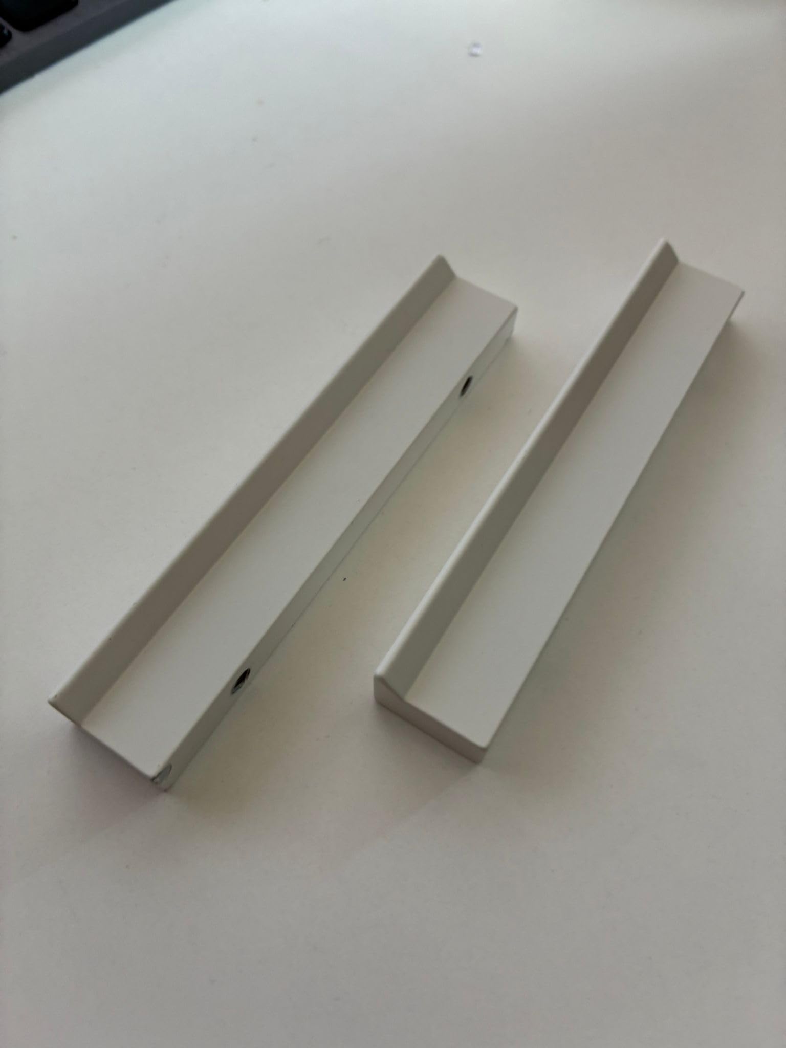 livindo Modern Design Furniture Handles, Set of 2, Trendy Colours (White, 64 mm BA)