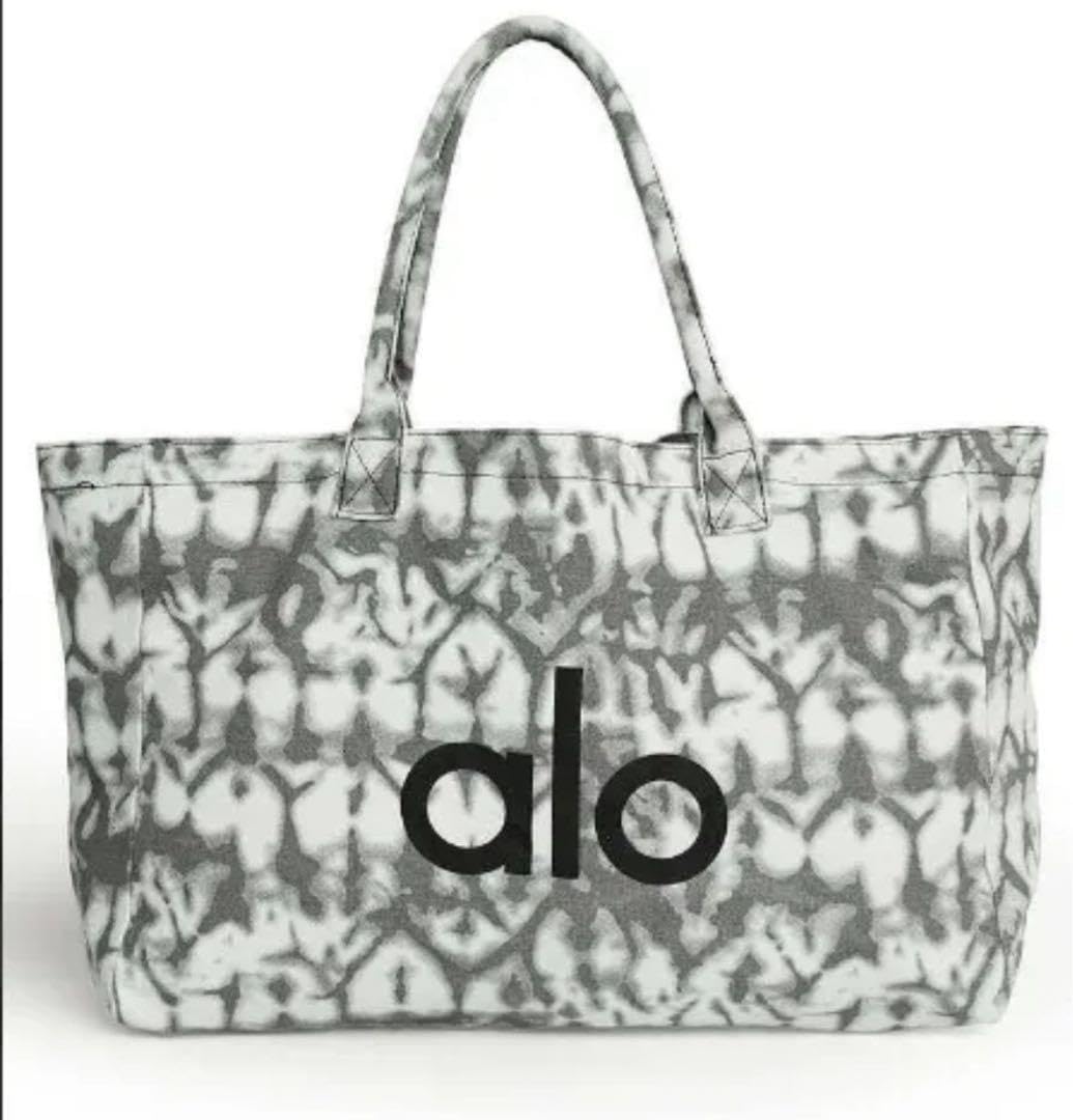 alo トートバック Amazon.co.jp: alo yoga Tie Dye Shopper Tote トートバッグ