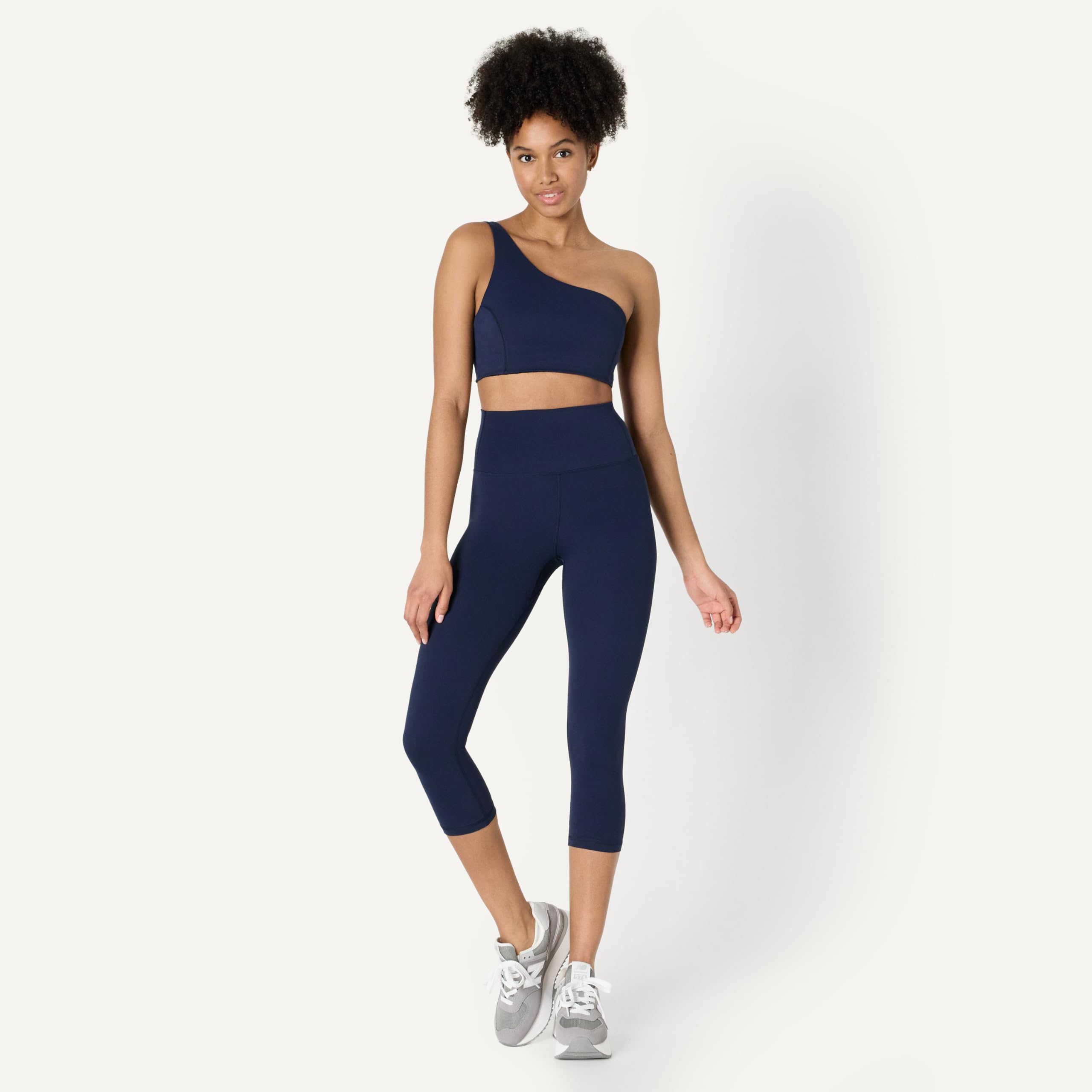 Amazon Essentials Aewm91328 - Damskie legginsy Capri FormFlex High Rise Kobiety