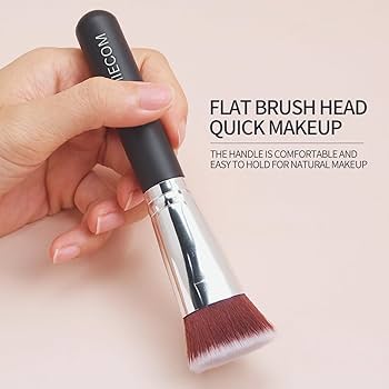 Amazon.com: Foundation Brush for Liquid Makeup - Kabuki