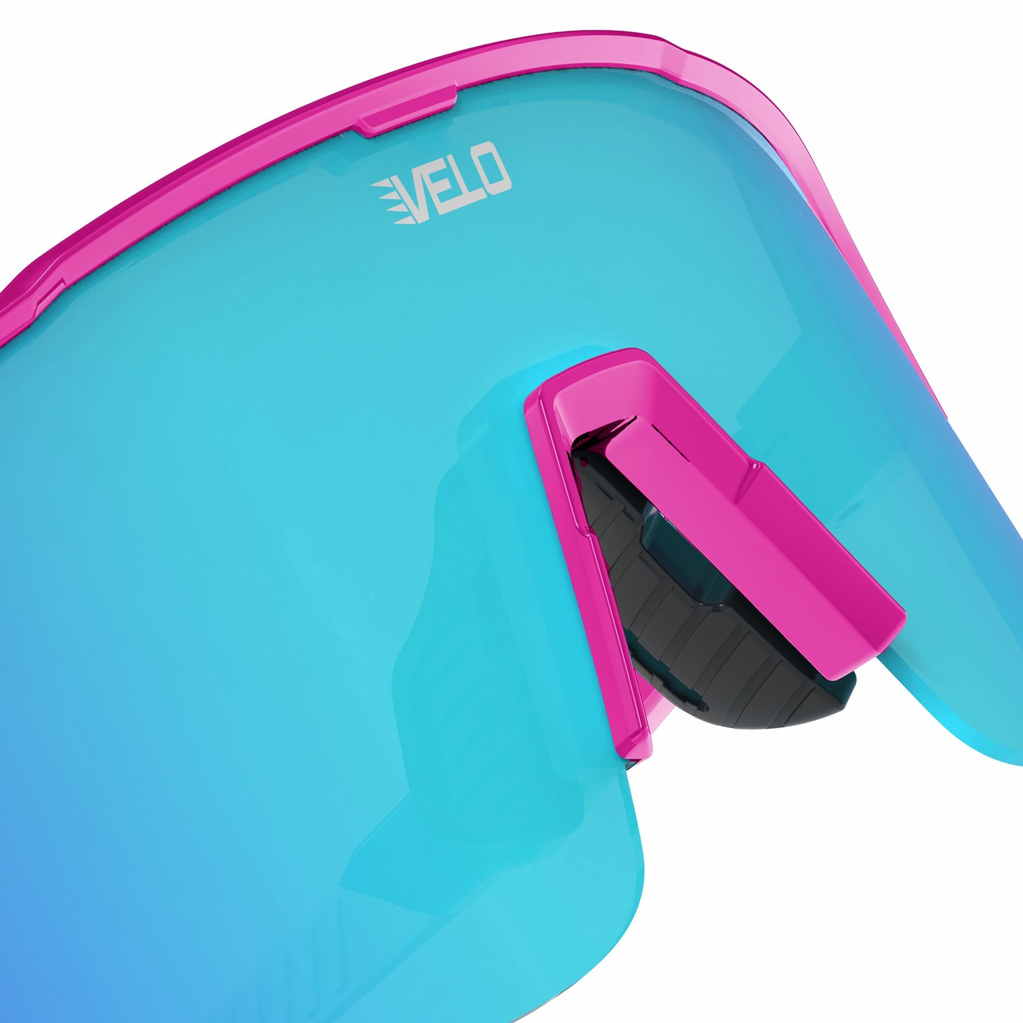VELO Shades - Slider - Baseball/Softball Sonnenbrille - von Jax beim Bullpen Training