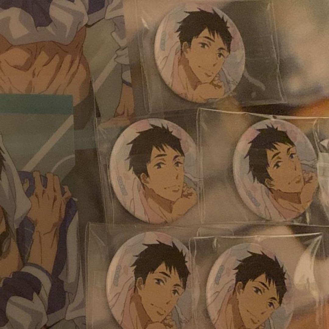 Amazon.co.jp: free! 山崎宗介 缶バッチ Golden Blossoms : おもちゃ