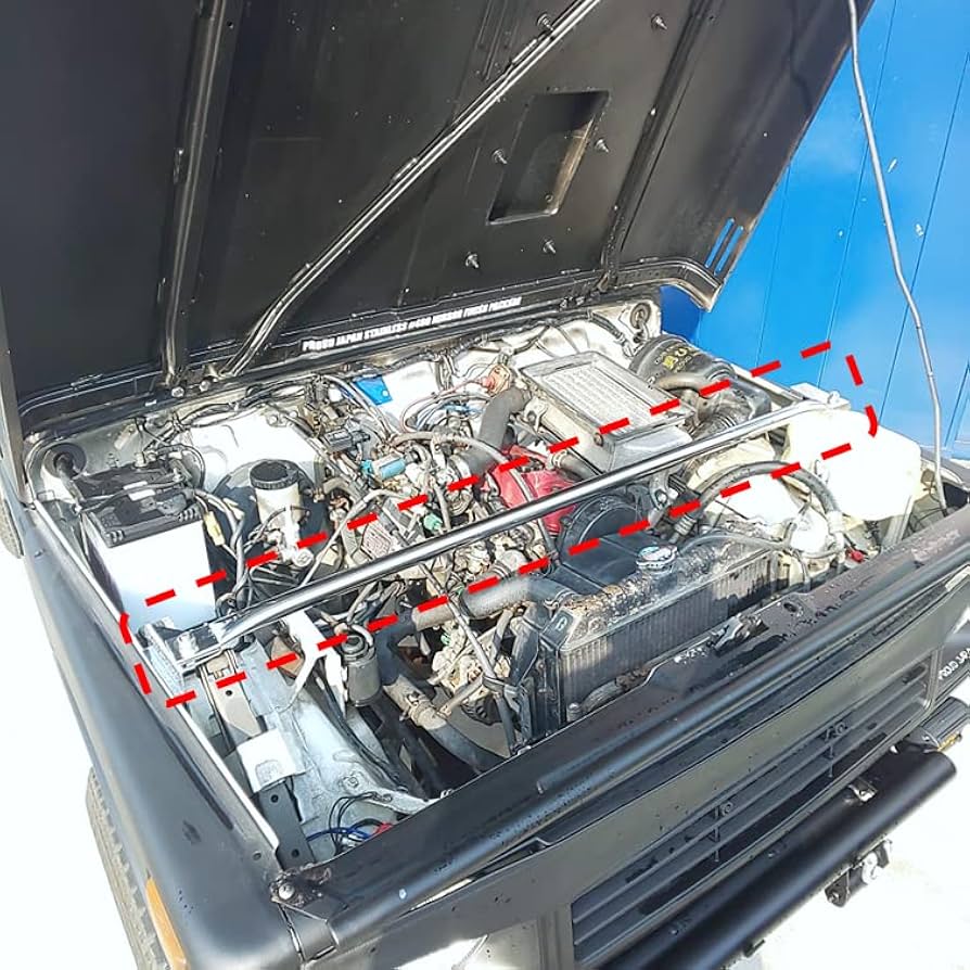 Amazon | JA11 ジムニー ステンレス製 エンジンルーム補強バー