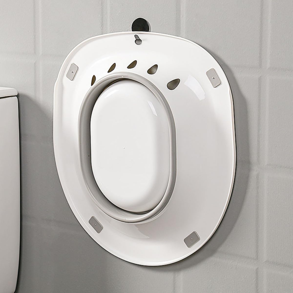 Składany bidet do pielęgnacji i higieny po porodzie, trwała, antypoślizgowa konstrukcja, idealny dla kobiet w ciąży i seniorów, wygodne rozwiązanie toaletowe dla większego komfortu