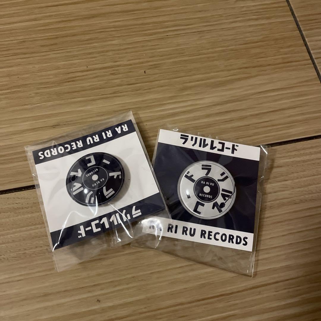 ラリルレコード グッズ まとめ売り RADWIMPS ラリルレコード グッズ まとめ売り RADWIMPS - メルカリ