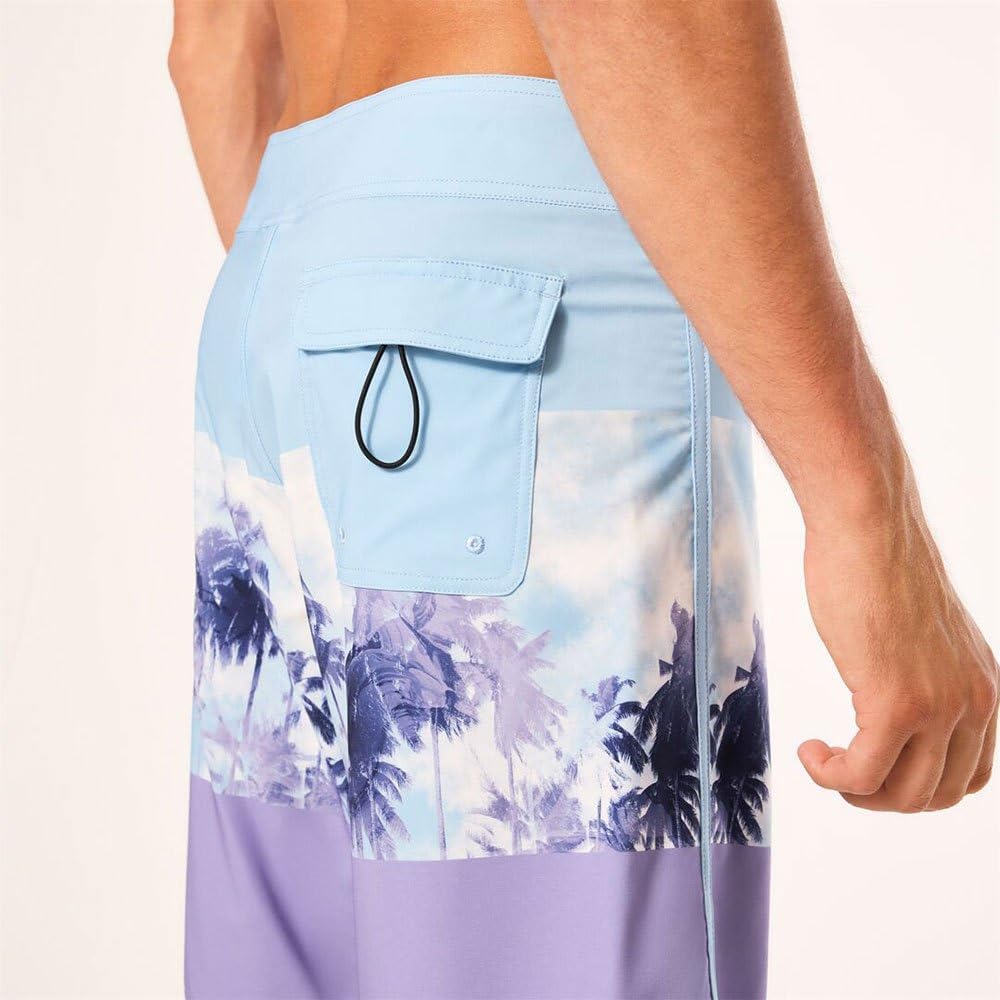 Oakley Men's Palm Florals Recycled 19” Boardshort