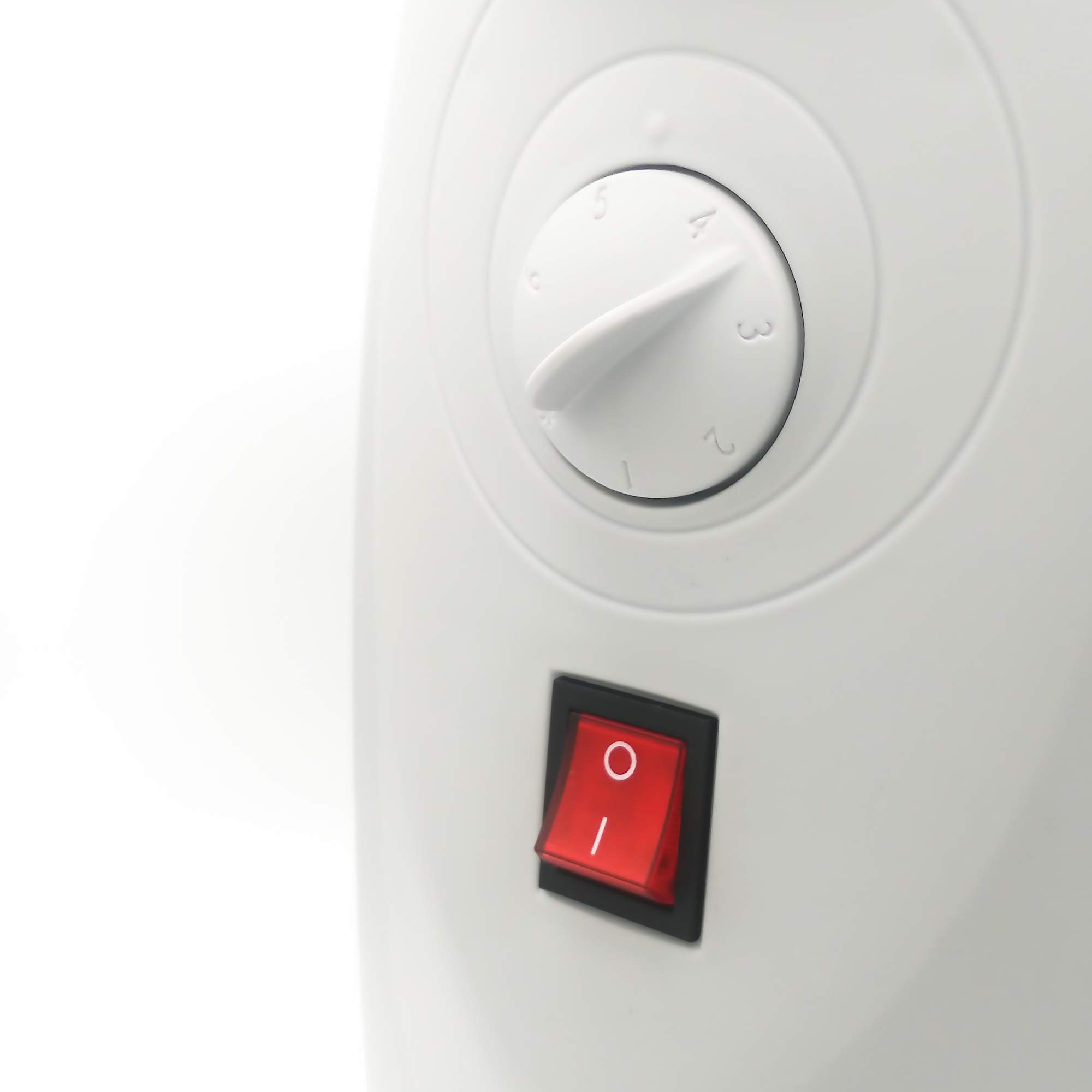 Grunkel - Radiador de Aceite de 7 elementos 800W RACP-80D Emisor de calor de bajo consumo 3 niveles de calor regulables, termostato y sistema de protección sobrecalentamiento.