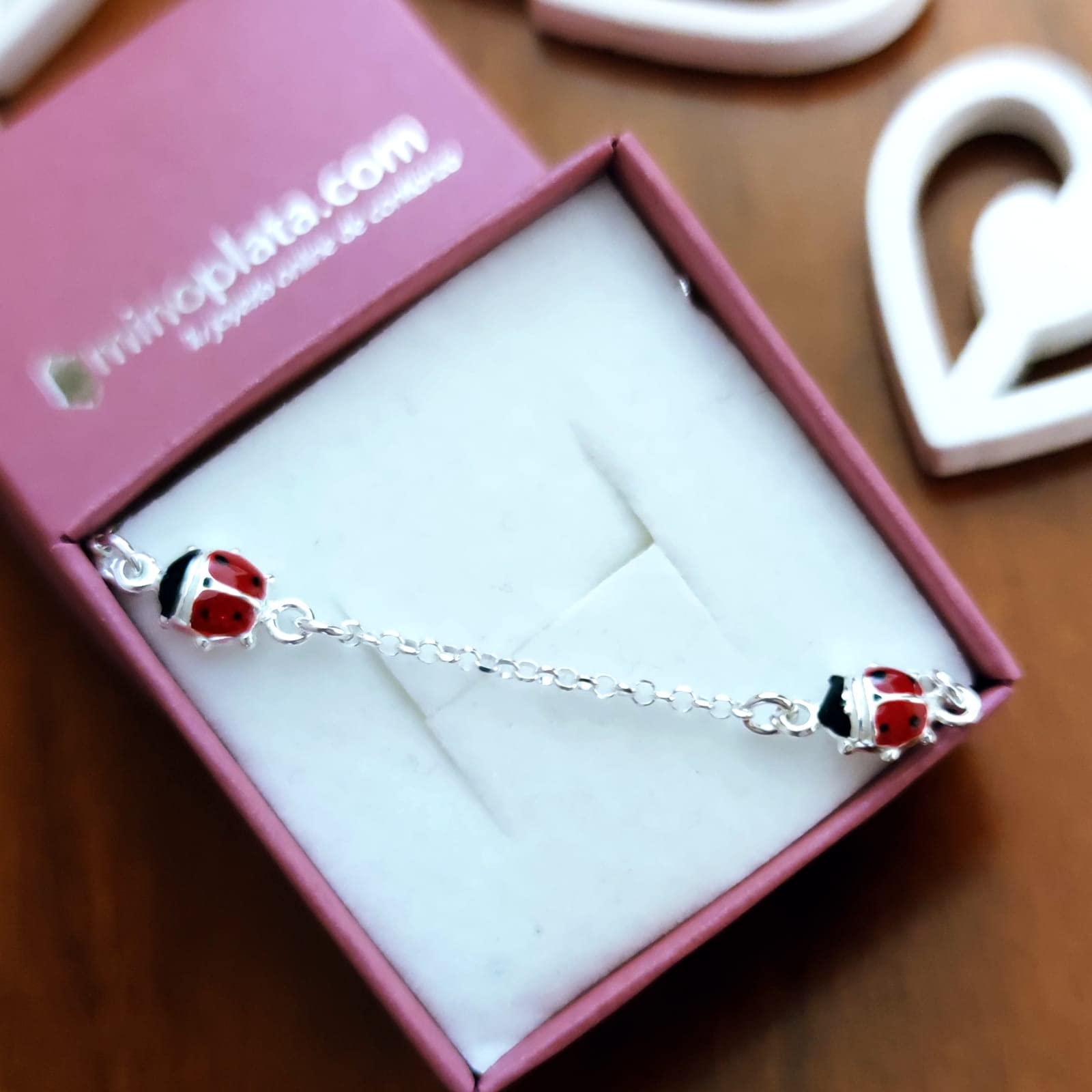 Bracelet avec coccinelles en argent sterling 925 pour filles, un design pour les petites filles les plus coquettes