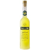 Pallini Limoncello – 500 ml: nato dall’infusione del pregiato “Limone Costa D’Amalfi IGP” raccolto a mano nelle terrazze di Vietri Sul Mare – Senza glutine, pesticidi, OGM – 26% Alcool.