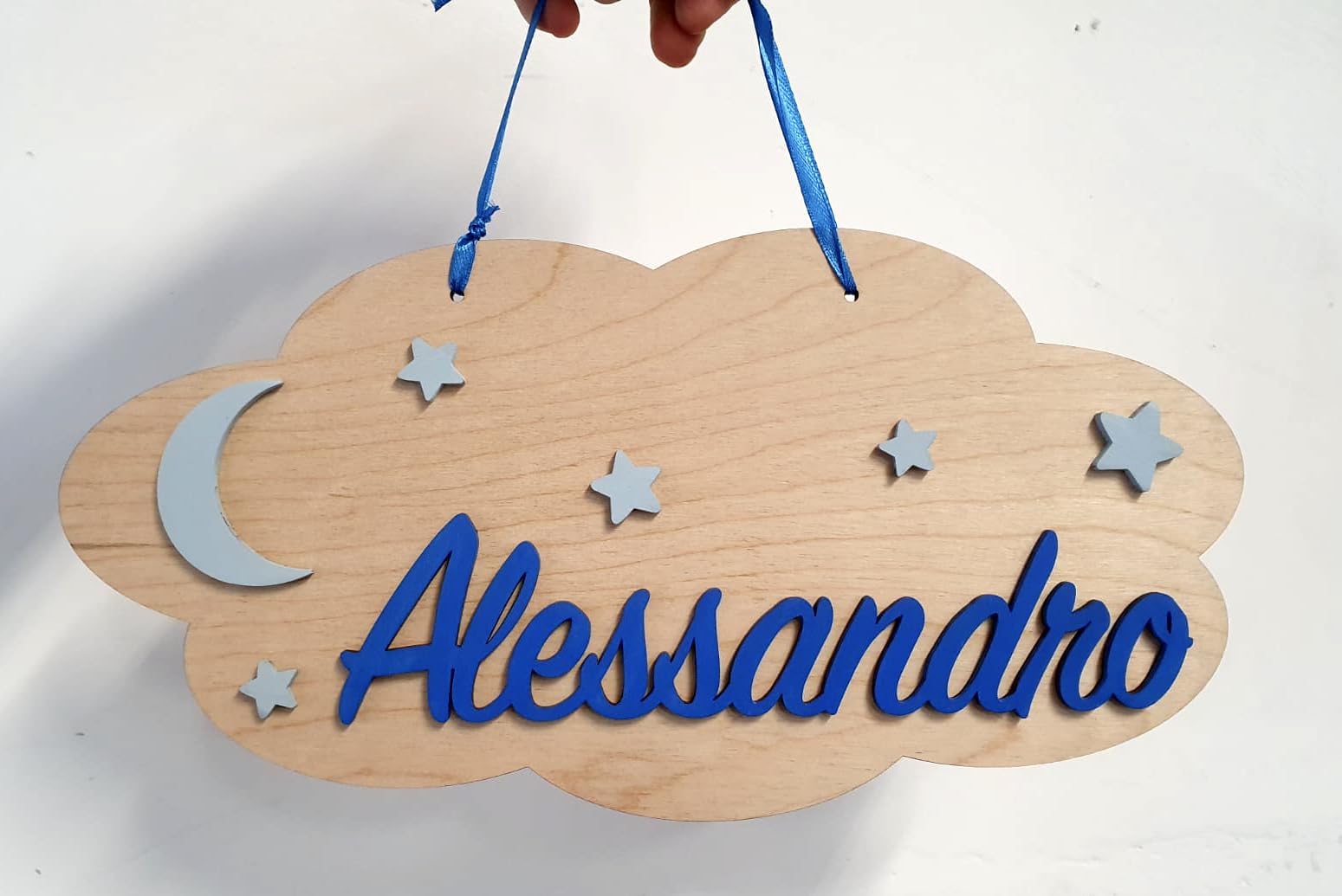 generico Targhetta in Legno Personalizzata Nuvoletta - Scegli Il Modello ed i Colori - Idee Idea Regalo Legno Personalizzato - Perfetta per la cameretta -Targa fuoriporta