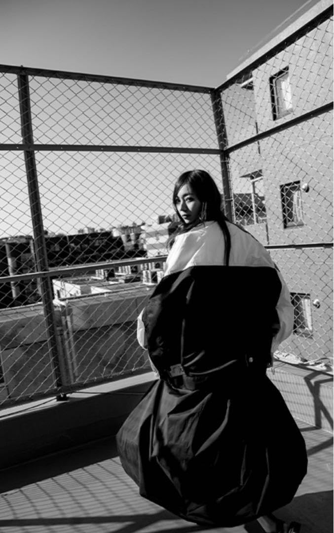 Amazon.co.jp: 当選書有 乃木坂46 カップスターグラフィックTシャツ