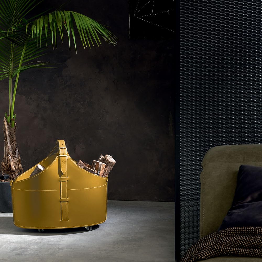 LIMAC Design FABIA Holzkorb aus Leder für den Innenbereich, Kaminholzkorb für Brennholz, Brennholztasche mit gummierten Rädern, Hergestellt in Italien. (Ockergelb)