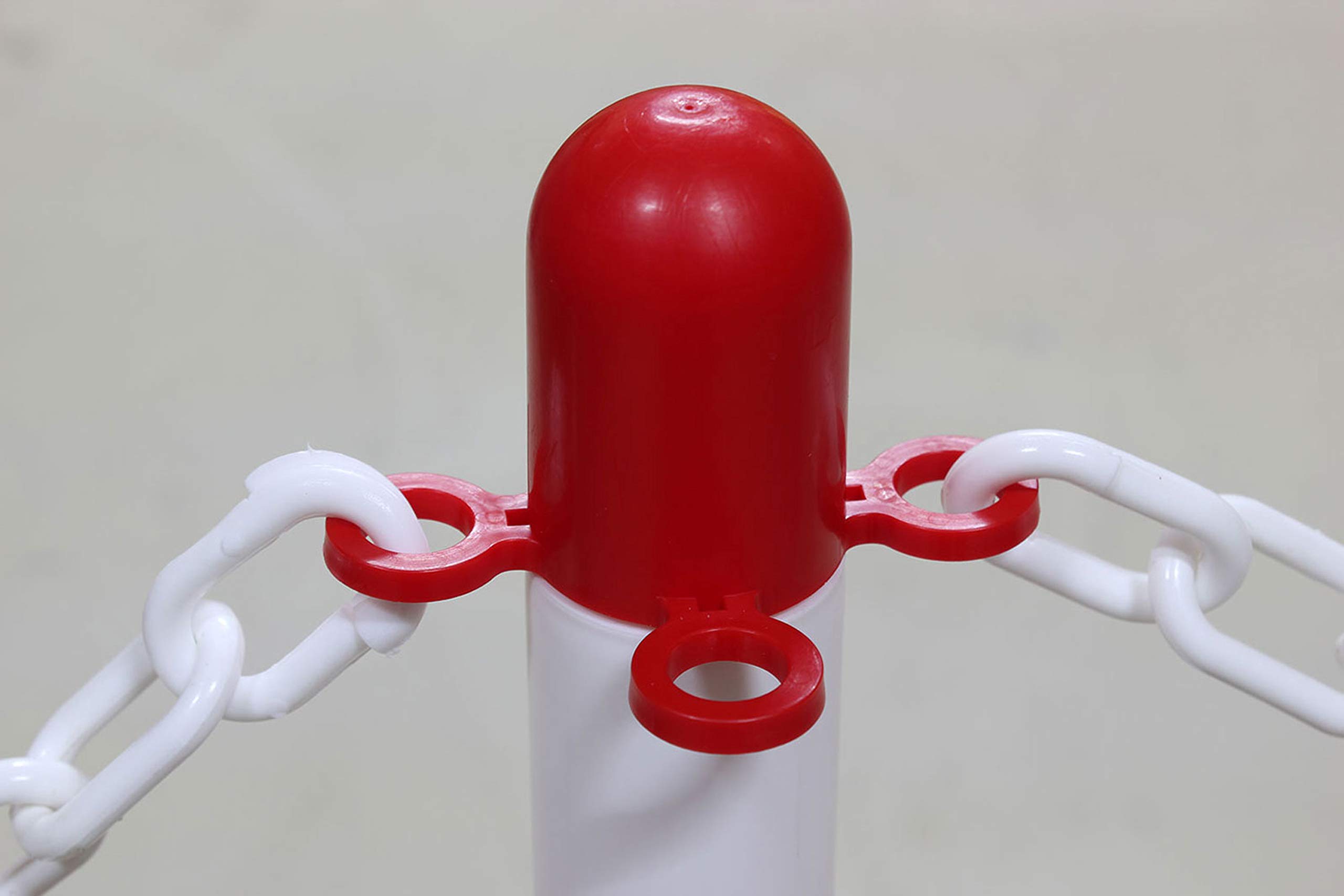 0004373 avec 6 poteaux de plastique, avec 6 bases Écuries et 10 Mètres de chaîne de signalisation avec connecteurs. Tout en couleur BLANCO-ROJO