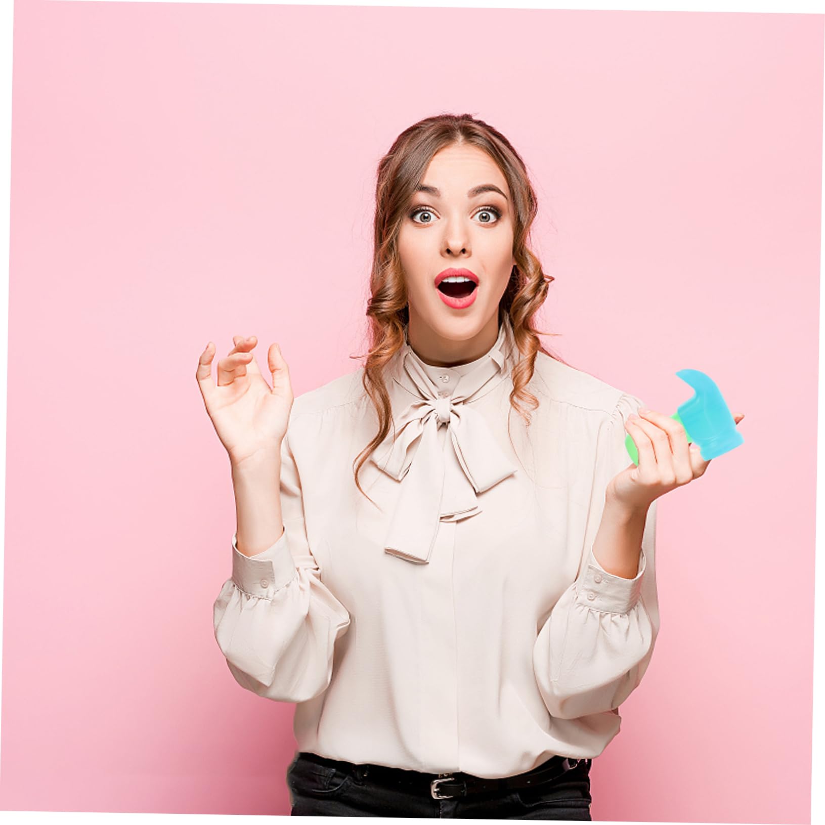 Yardwe 3D Gravity Luminous Radish Hammer Boys and Girls Toy Hammer-Head Simulation Massager Unique Present