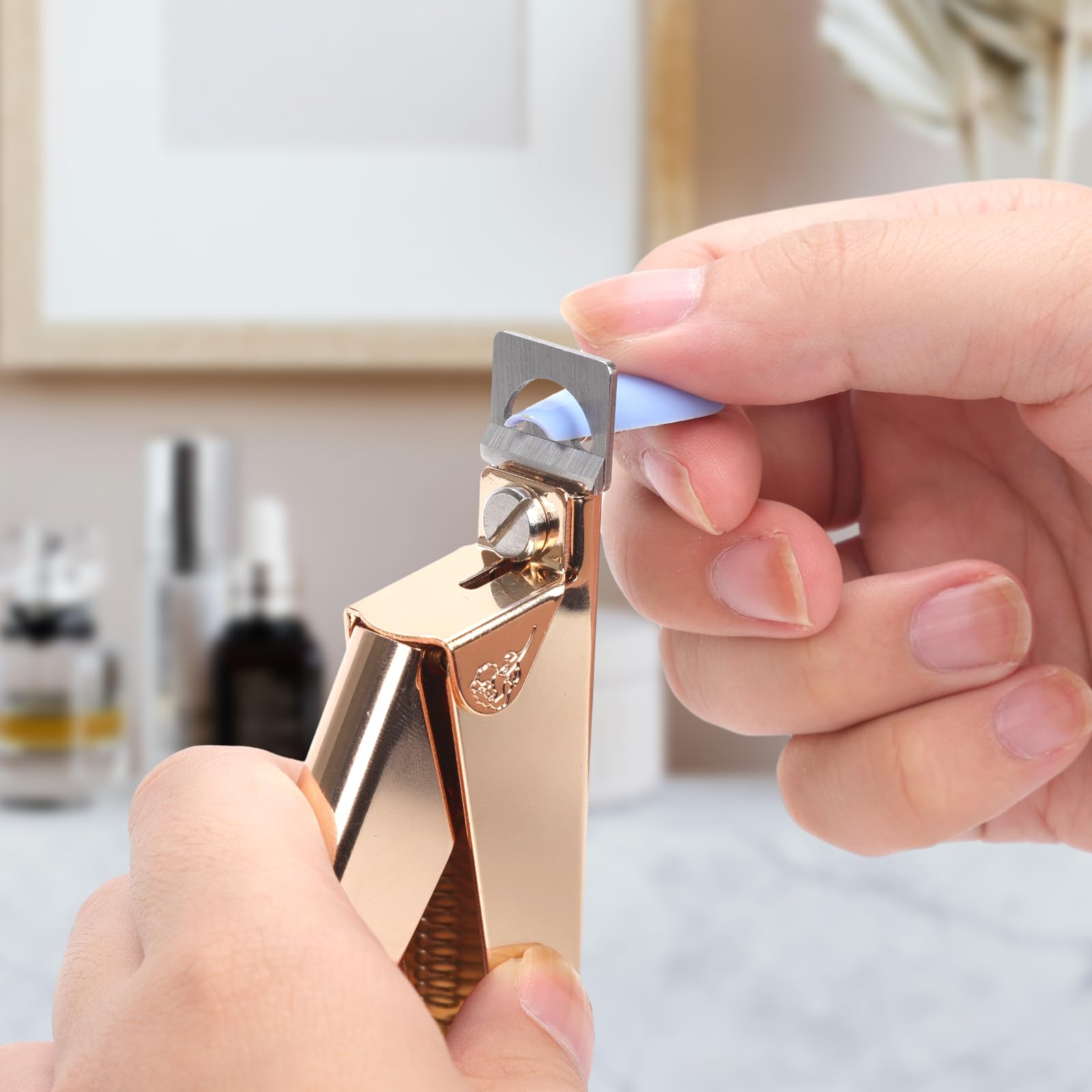 Acrylic False Nail Clippers with Magnets - Image 4