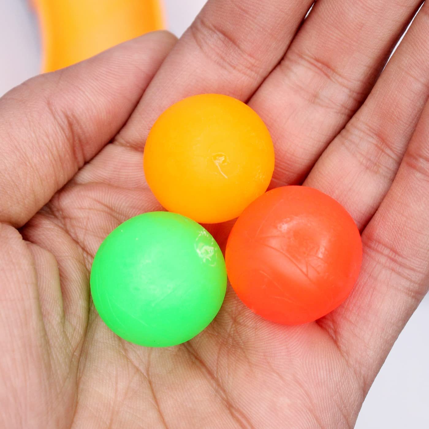 INAAYA 8 Shape Infinite Loop Game Toy Bouncing Ball for Kids Loop Balancing Track Toy Birthday Gifts for Kids Multicolor 4