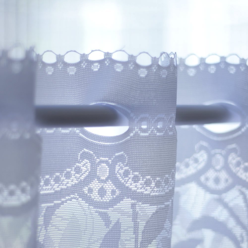 Amazon｜カフェカーテン ナチュラルリーフ 3488 ホワイト 90cm丈 × 巾