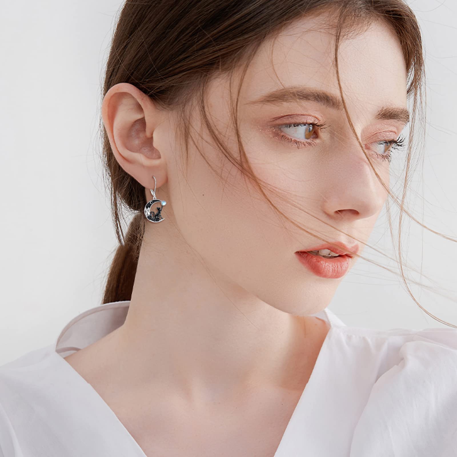 YFN Katzen Ohrringe/Mondstein Halbmond Ohrringe für Frauen Sterling Silber Keltische Mond Ohrringe Irischer Schmuck Geschenke für Mädchen Mutter Tochter Schwester Hypoallergen