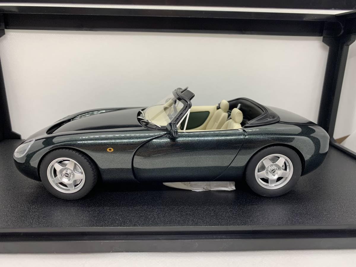 ミニカー 104-021 Cult 1/18 TVR Griffith green Cult Scale Models 1:18 TVR Griffith Cabrio year 1991 - 1993