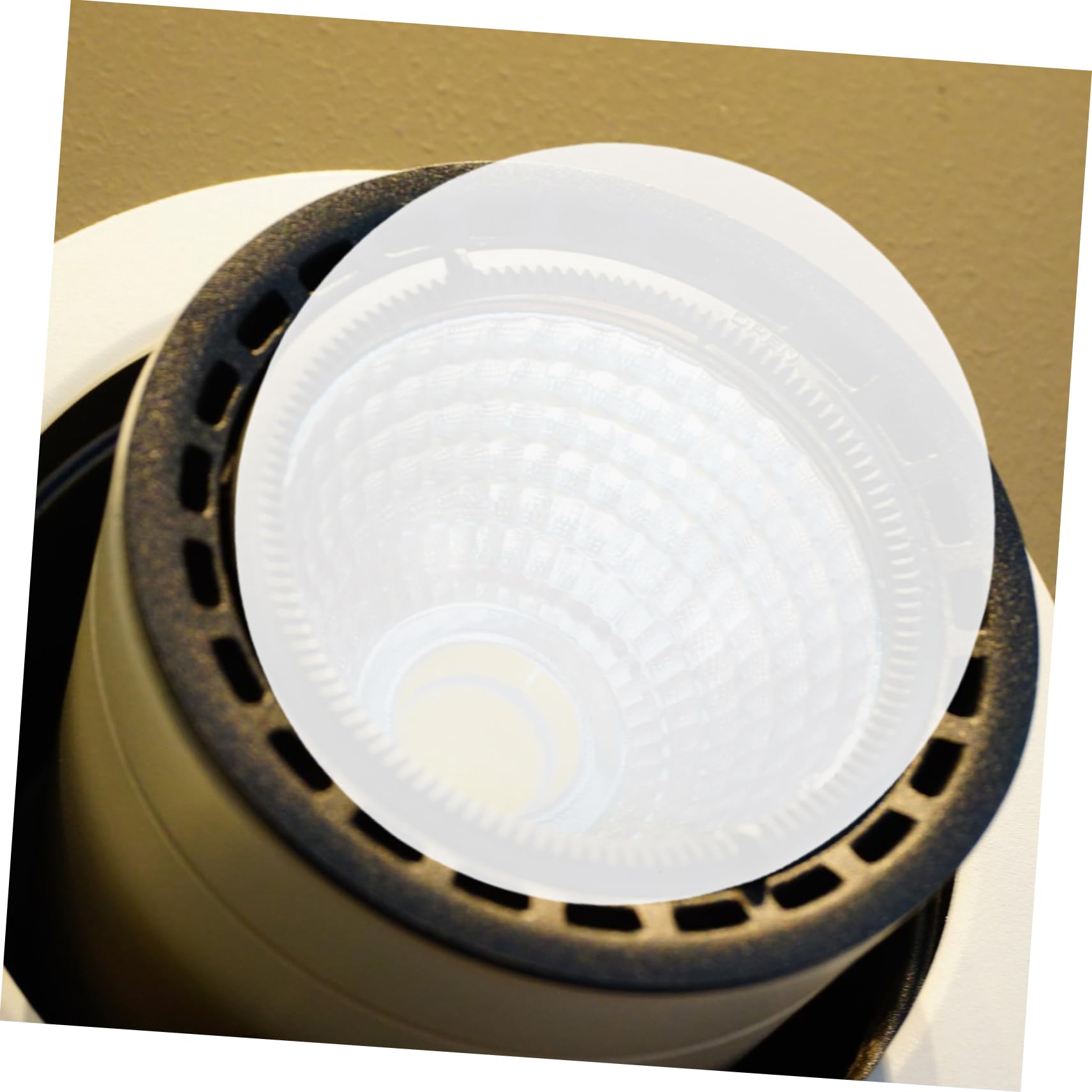 6 Stück LED Lampenschirme – Halbkugelförmig, Weiß, Antibeschlag | PC-Material, Hitzebeständig, Für Wohnzimmer & Büro