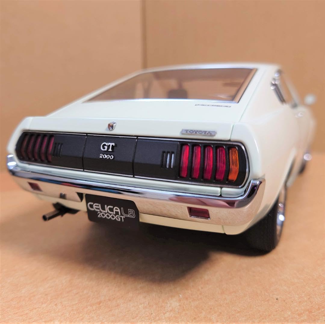 1/18 トヨタ セリカ リフトバック 2000GT 1973 オートアート製 オートアート】 1/18 トヨタ セリカ リフトバック 2000GT （RA25