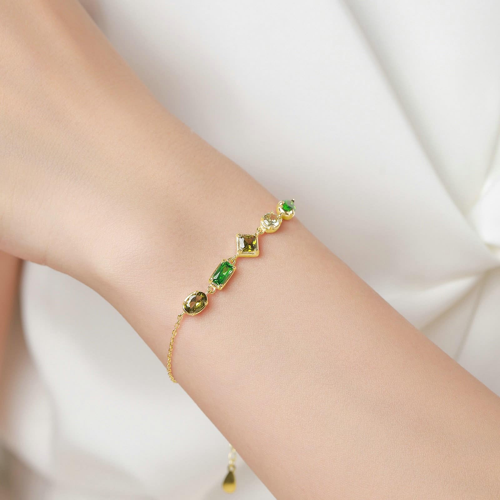 KnSam Pulsera de oro real para mujer, oro amarillo Au 375/585/750, pulseras clásicas con peridoto verde corte rectangular, brazaletes de laboratorio creado en esmeralda de 9 K/14 K/18 K oro