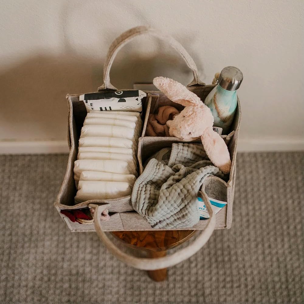 Panier de rangement pour couches et lingettes pour bébé