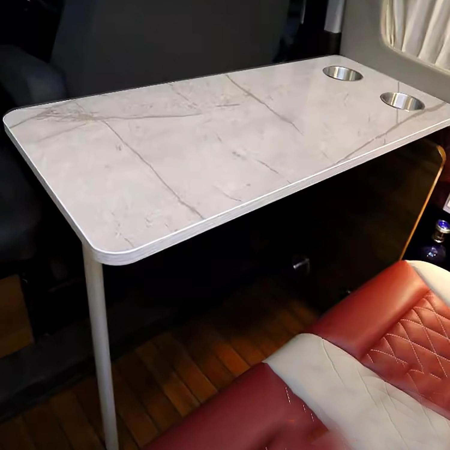 Table murale pliante pour poste de travail informatique et repas en plein air