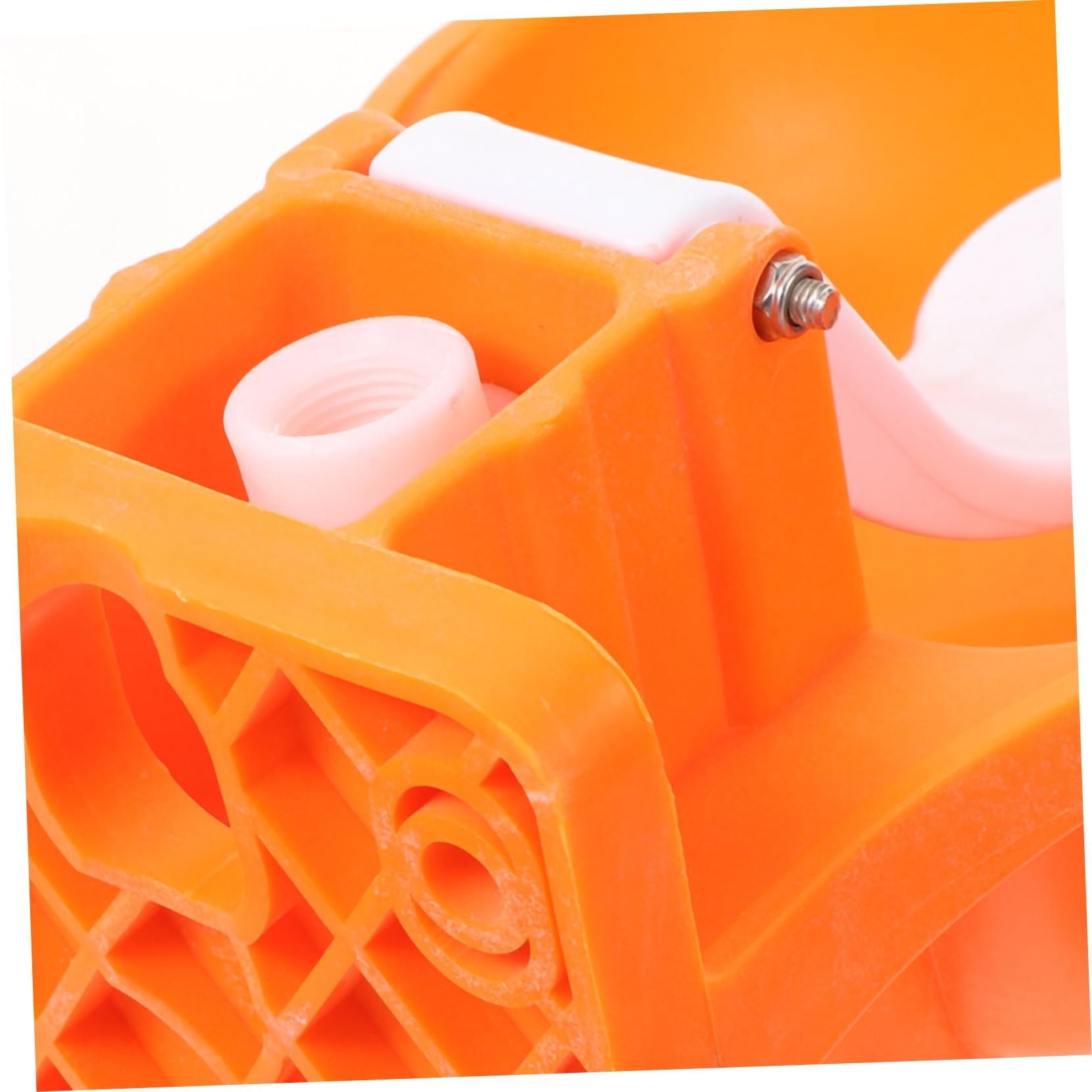 Ciotola per Abbeveraggio Bovini Automatica in Plastico Arancia | Confezione, per Ovini e Cavalli, Lavabile Completamente, Formato Grande Rinforzato