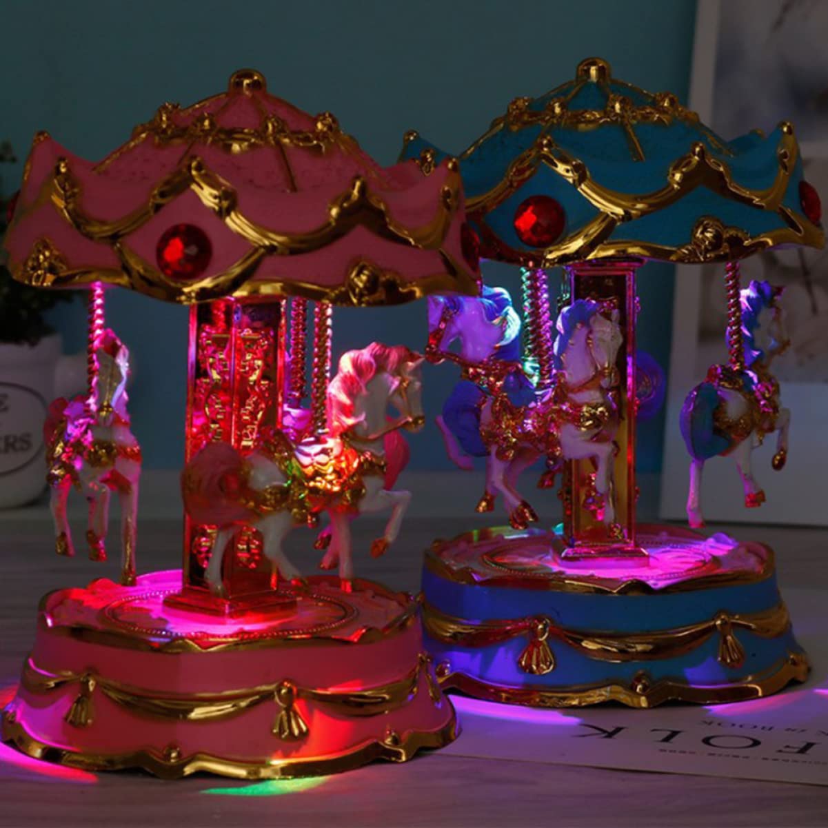 Amosfun Caja De Música De Luz Colorida Juguete Eléctrico Tiovivo Musical para Obsequio De Navidad y Entretenimiento Infantil