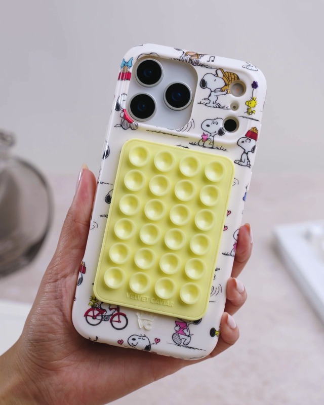 Amazon.com: VELVET CAVIAR x Snoopy Phone Case for iPhone 16 Pro -  Compatible with MagSafe [10ft Drop Tested] - Snoopy Moods : Cell Phones &  Accessories