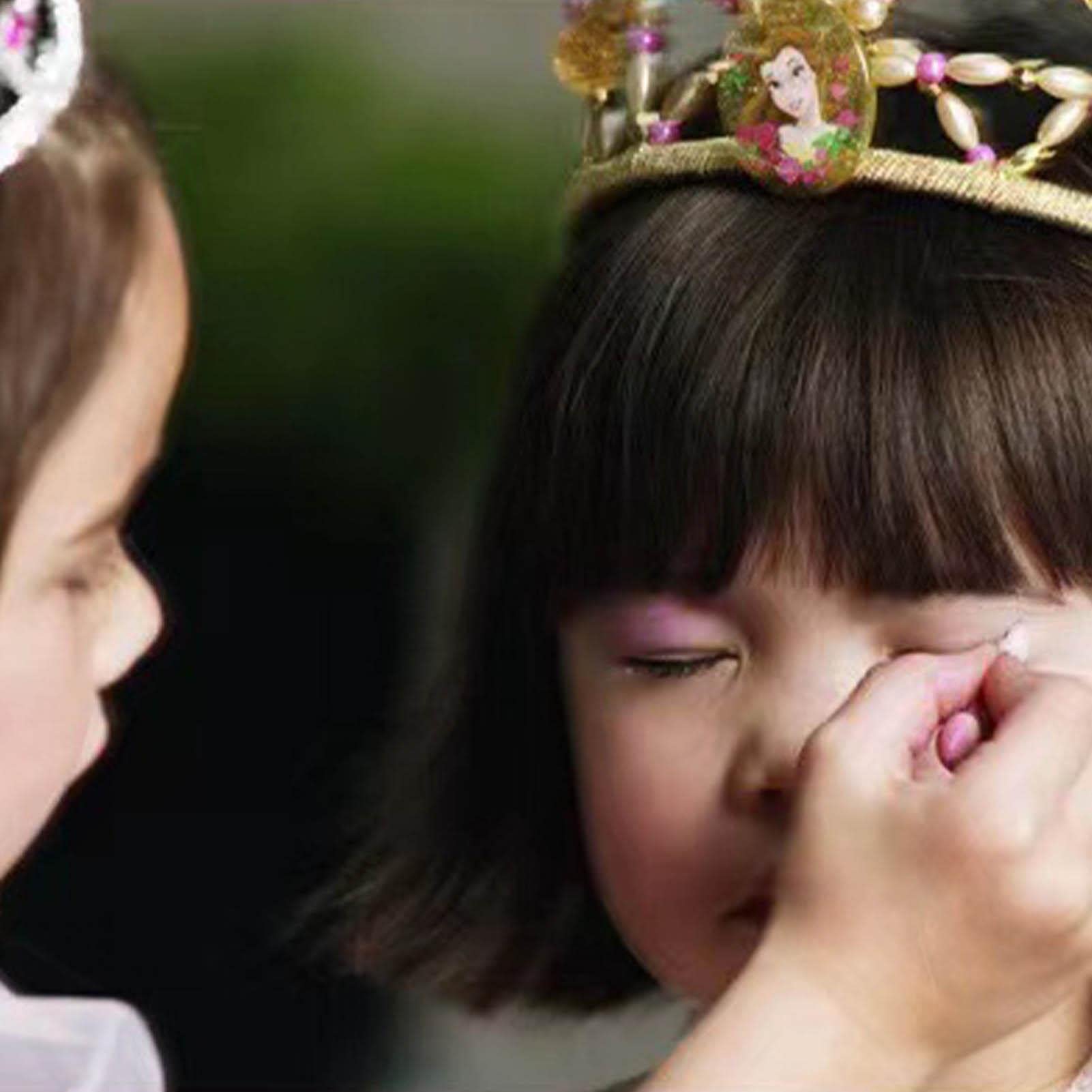 Keptfeet 4 Giocattoli Cosmetici per Ragazze | Kit per Trucco per Bambini | con Pennello per Trucco Rossetto | Set di Giochi per Trucchi Finti Regali per Natale, Ringraziamento, Compleanno