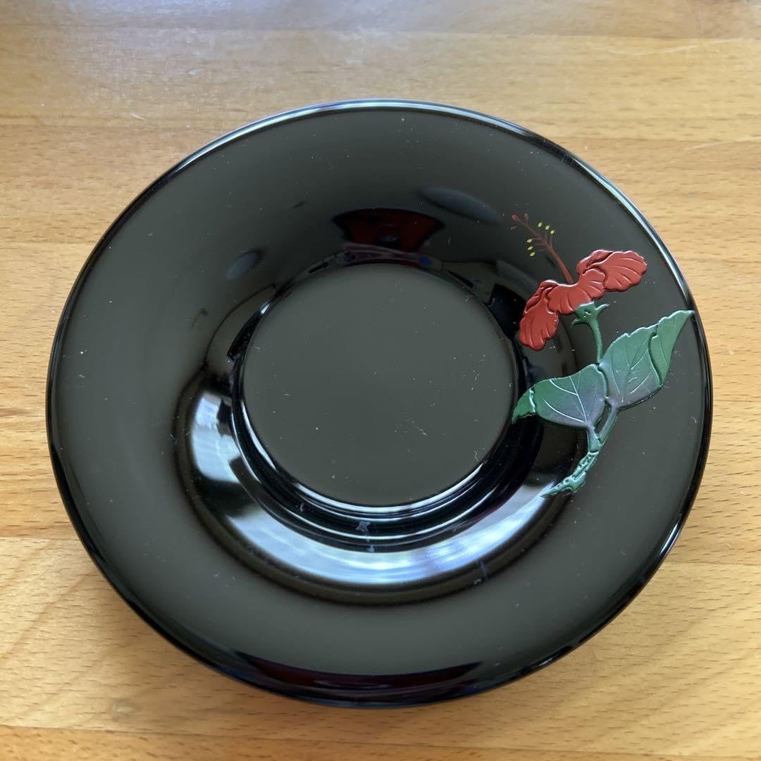 琉球　漆器　新品　超美品　5枚 Amazon.co.jp: 琉球漆器 沖縄 茶托5枚 黒 ハイビスカス : ホーム＆キッチン
