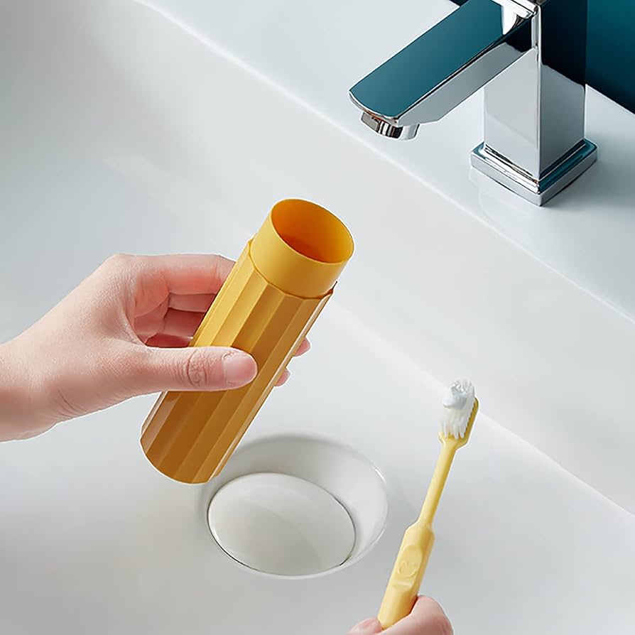 歯ブラシ入れ Amazon.co.jp : 歯ブラシケース 歯磨きコップ 自立する 排水穴