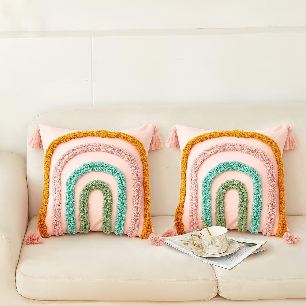 Housses de coussin bohème rose : idée cadeau de Noël magique pour déco salon