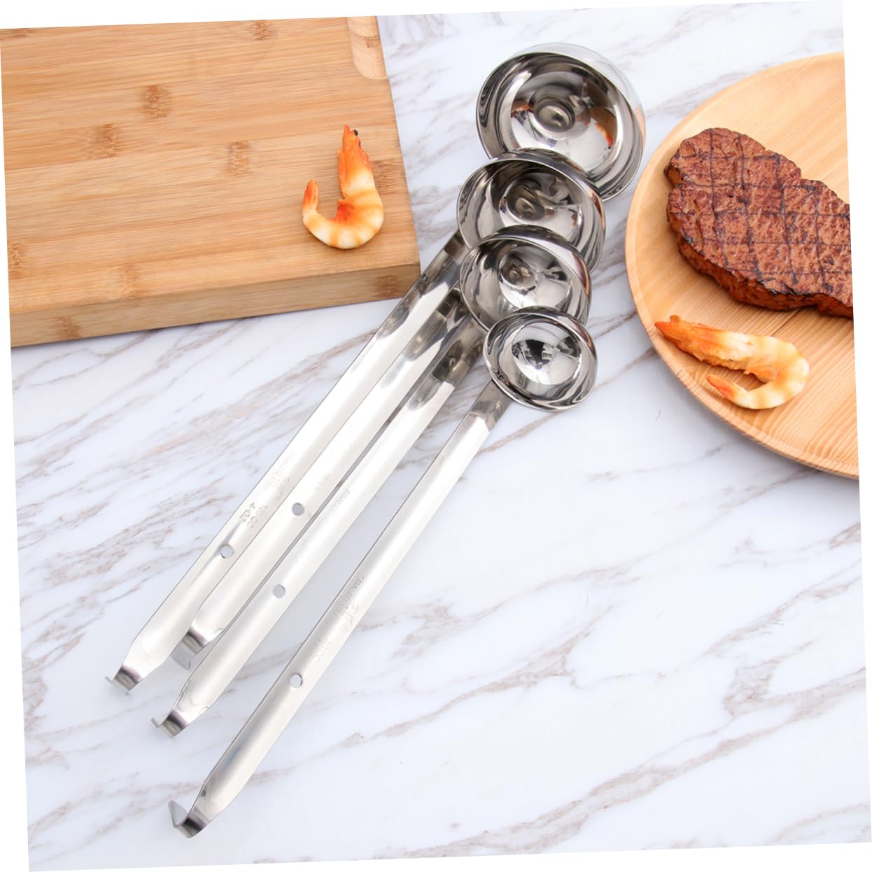 Set di 4 Mestoli da Zuppa in Acciaio Inossidabile Gancio, Manico e Resistente, Capacità da 30 a 120, per Cucinare e Servire in Cucina
