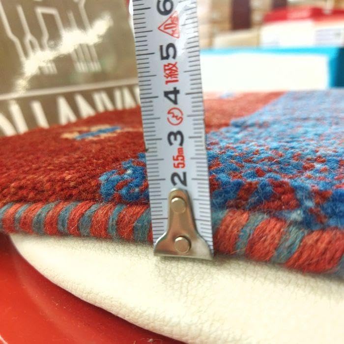 ミニギャベ 33×36㎝ 手織 遊牧民が紡ぐギャッベ 遊牧民族の手織り絨毯 ギャ