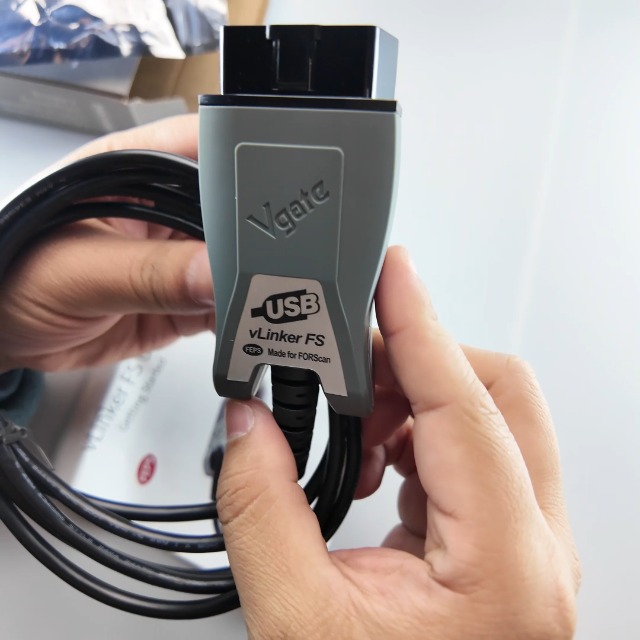 vLinker FS OBD2 USB Adapter für FOR-Scan HS/S-CAN Auto Switch vLinker FS OBD2 USB Adapter für FOR-Scan HS/S-CAN Auto Switch