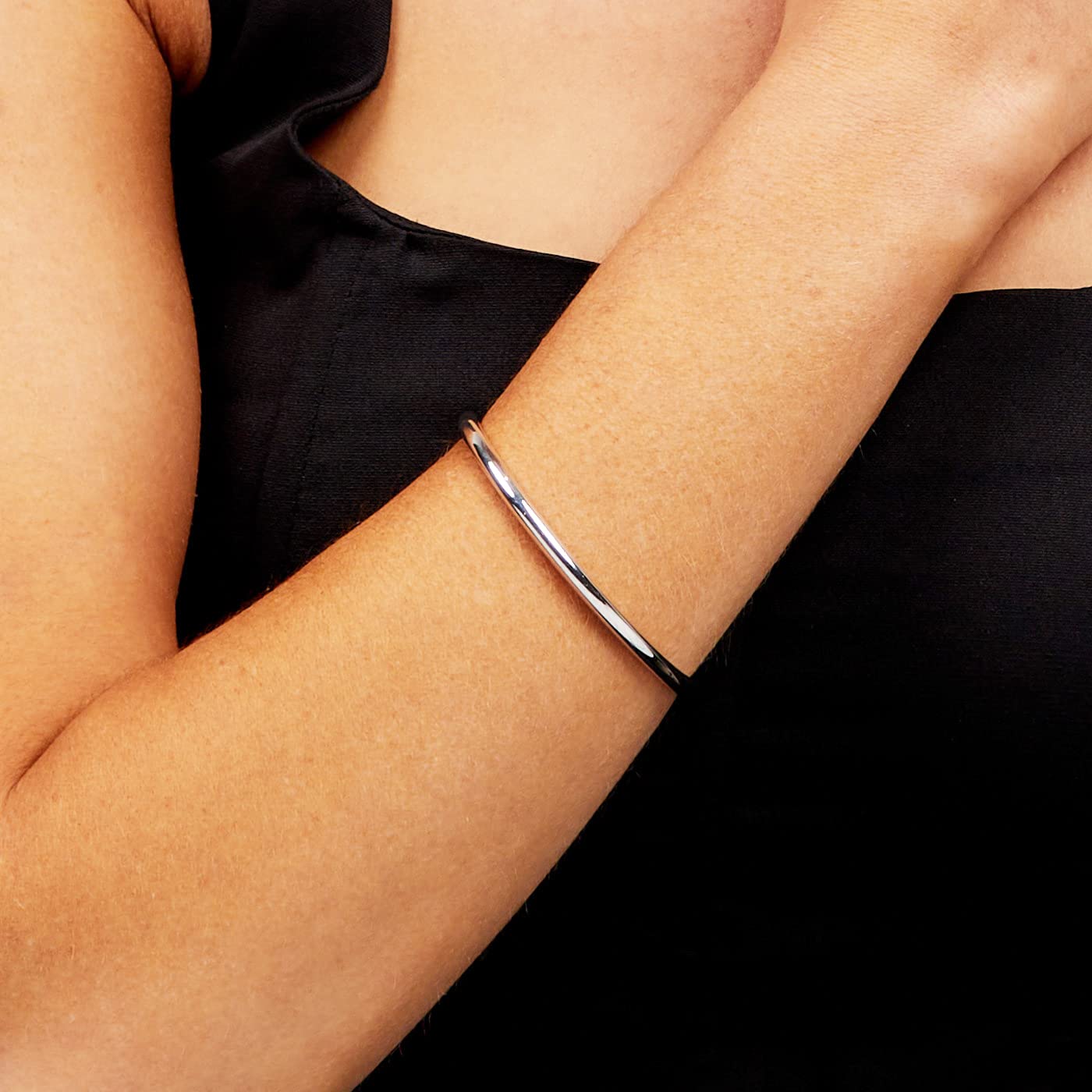 Treasure Bay Bracciale rigido da donna in argento massiccio | 925 argento Sterling tinta unita lucido lucido braccialetto braccialetto per donne e ragazze