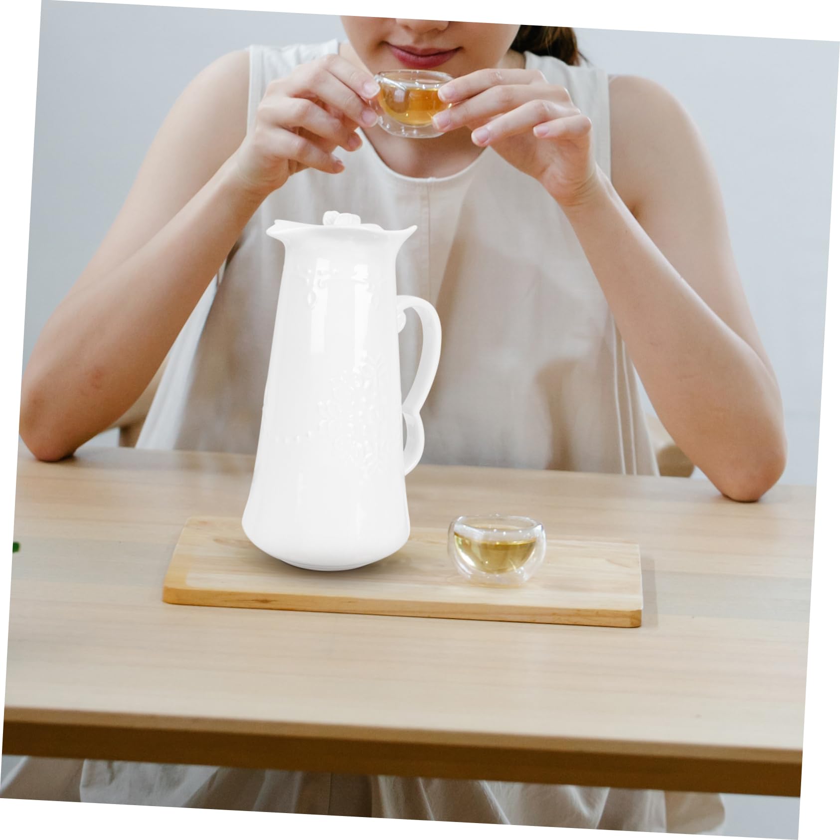 Cabilock Pichet à Eau 1300ml en Céramique Design Élégant et Simple Blanc pour Boissons Froides et Bière pour Dîners et Fêtes