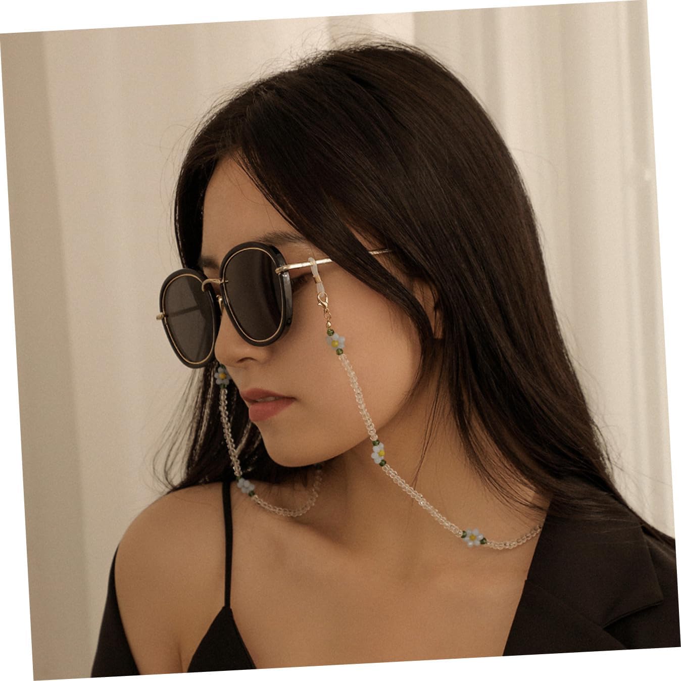 VALICLUD Mask Anti-lost Hanging Chain with Fresh Crystal Beads and Flower Design, White Stylish Eyeglasses and Sweater Neck Chain for Women, Multi-purpose Delicate Accessory