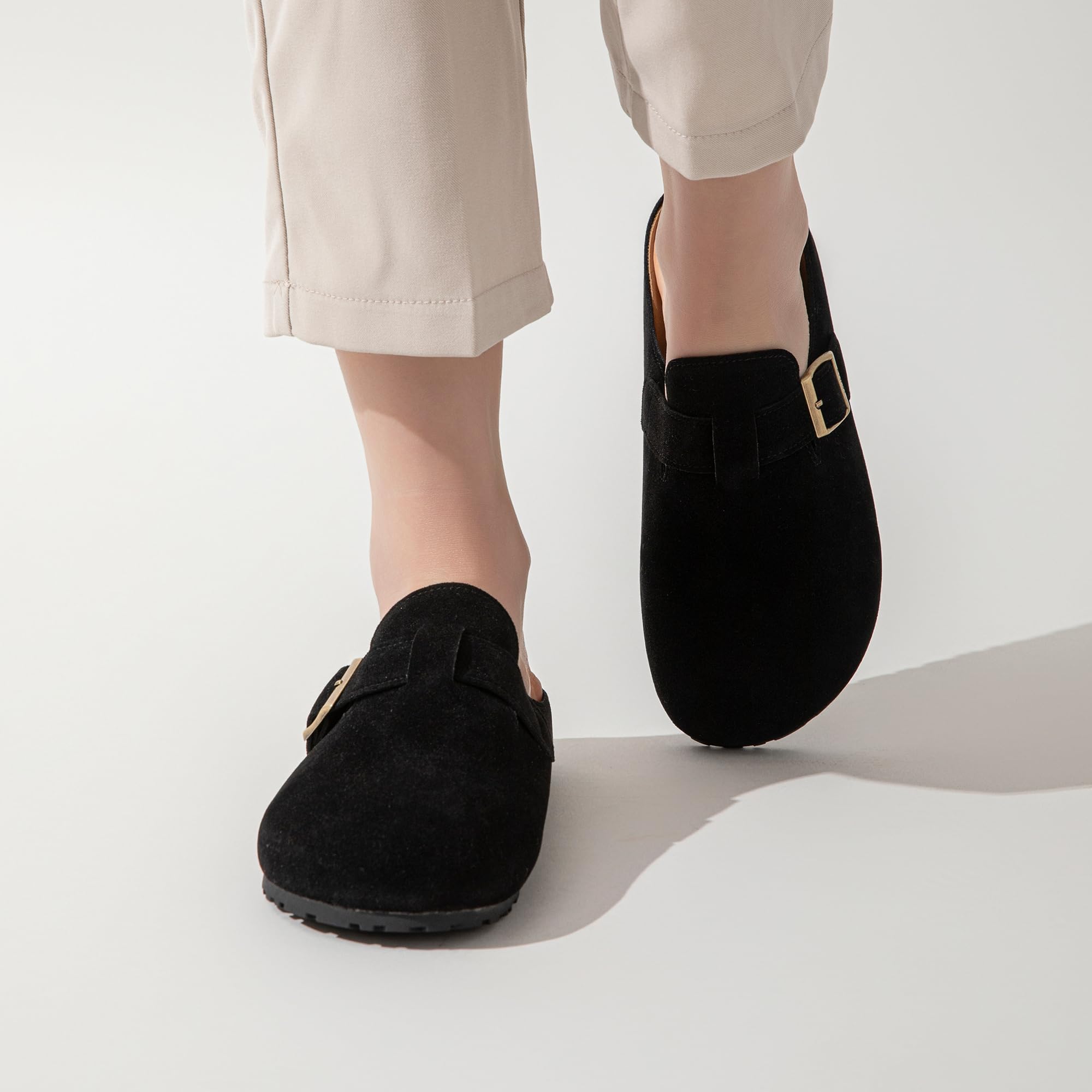 JOMIX Sabot Donna Pantofole Chiuse Davanti in Pelle Sintetica con Fibbia Regolabile Ciabatte con Plantare Ergonomico Zoccoli da Casa e Esterno