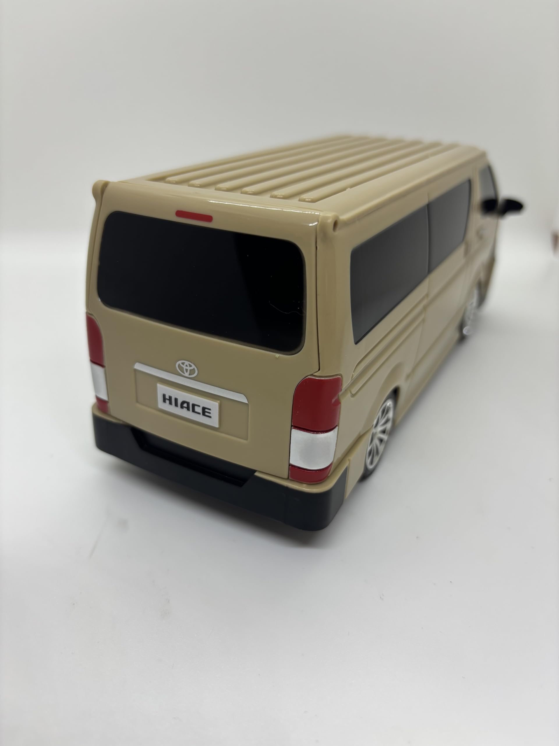 Amazon.co.jp: Toyota HIACE トヨタ ハイエース 新色 ラジコン ラジオ